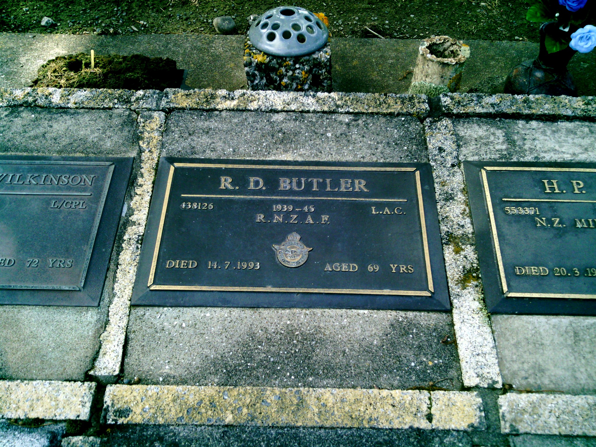 headstone