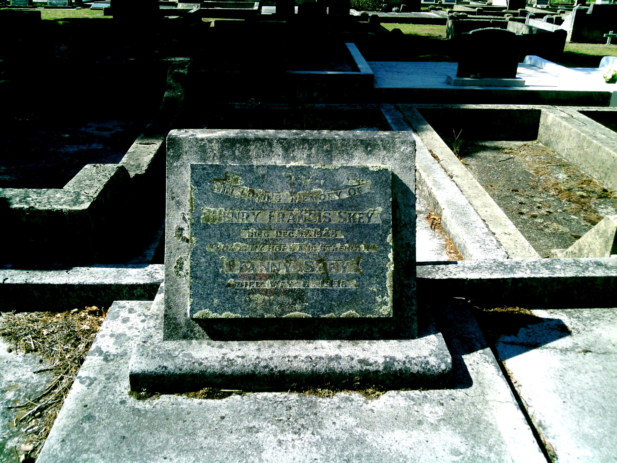 headstone