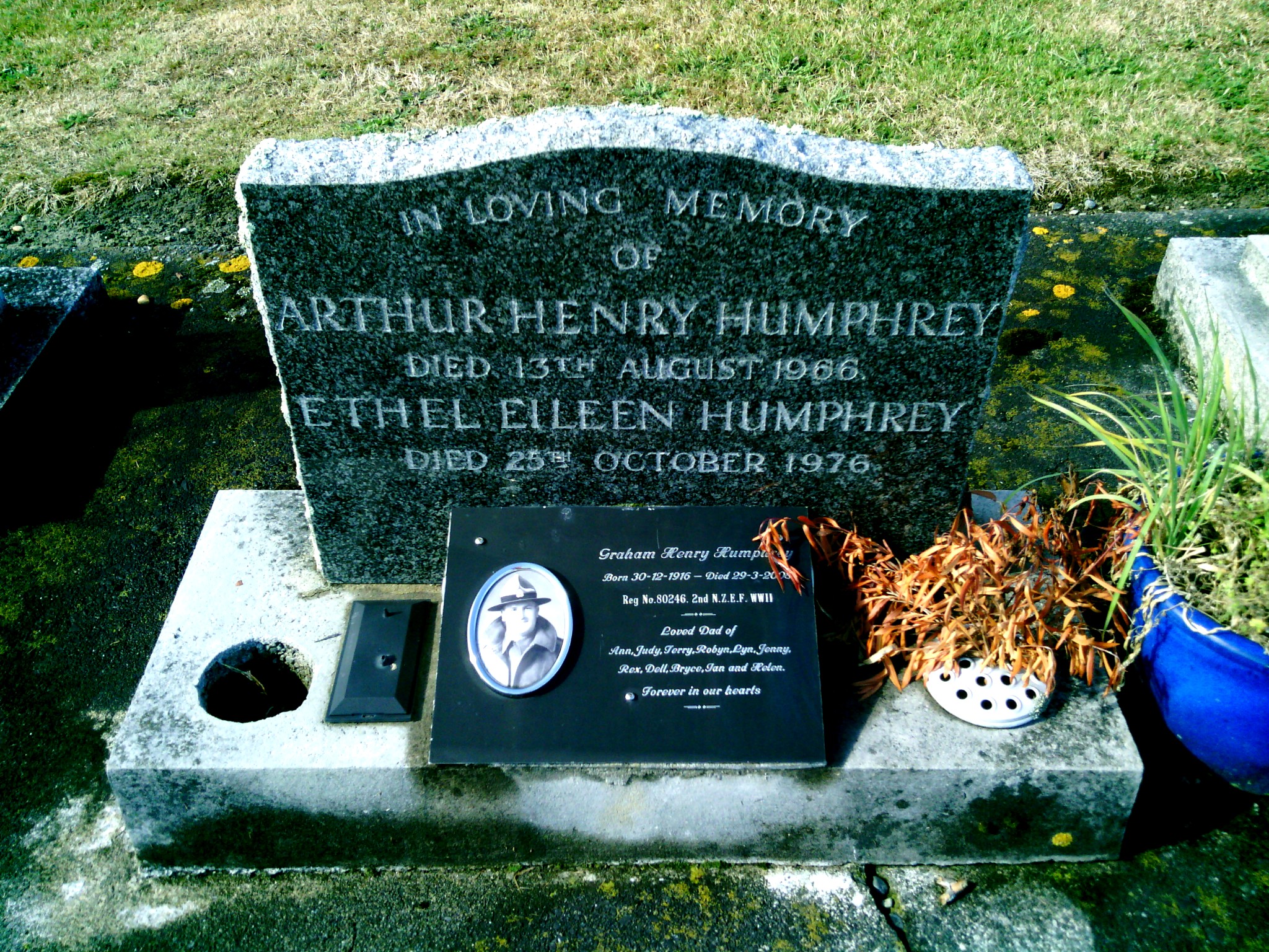 headstone