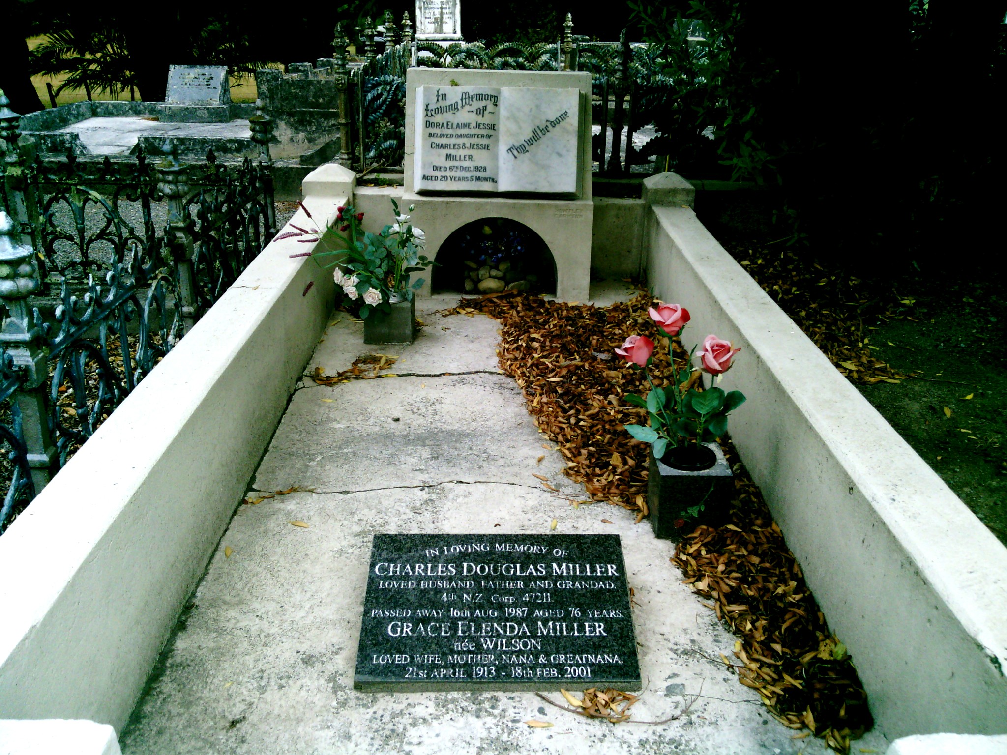 headstone