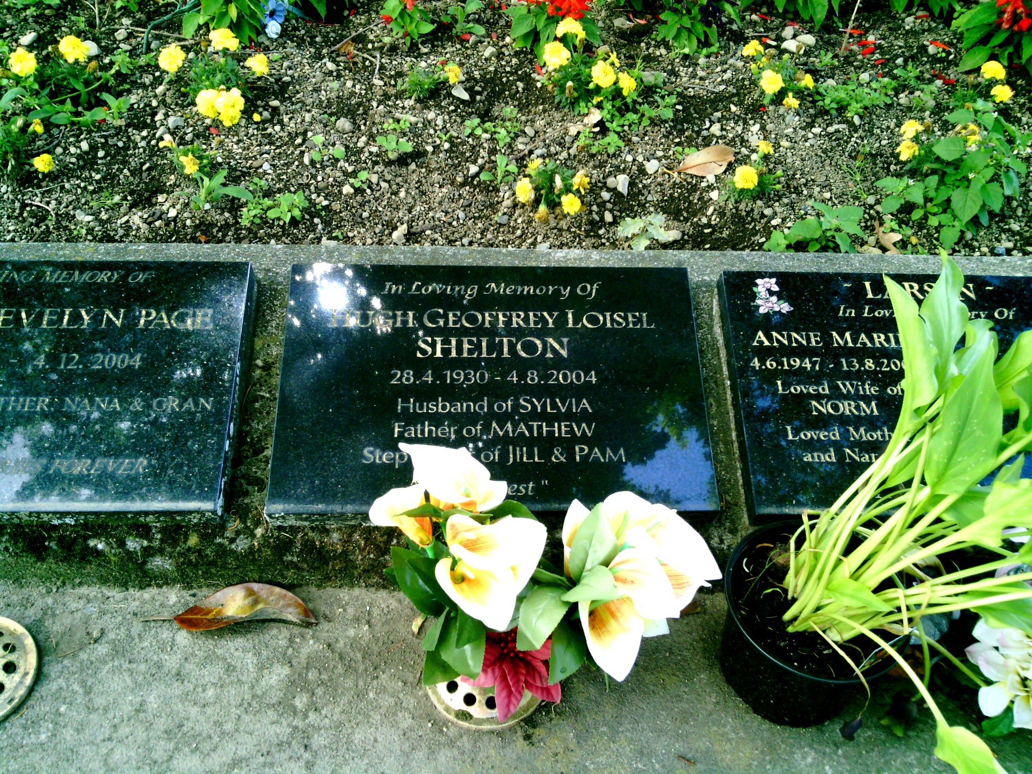 headstone