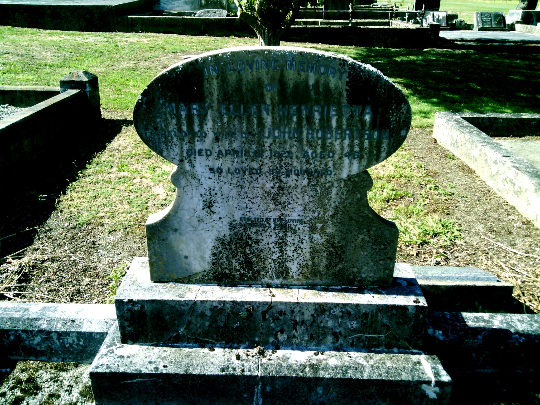 headstone