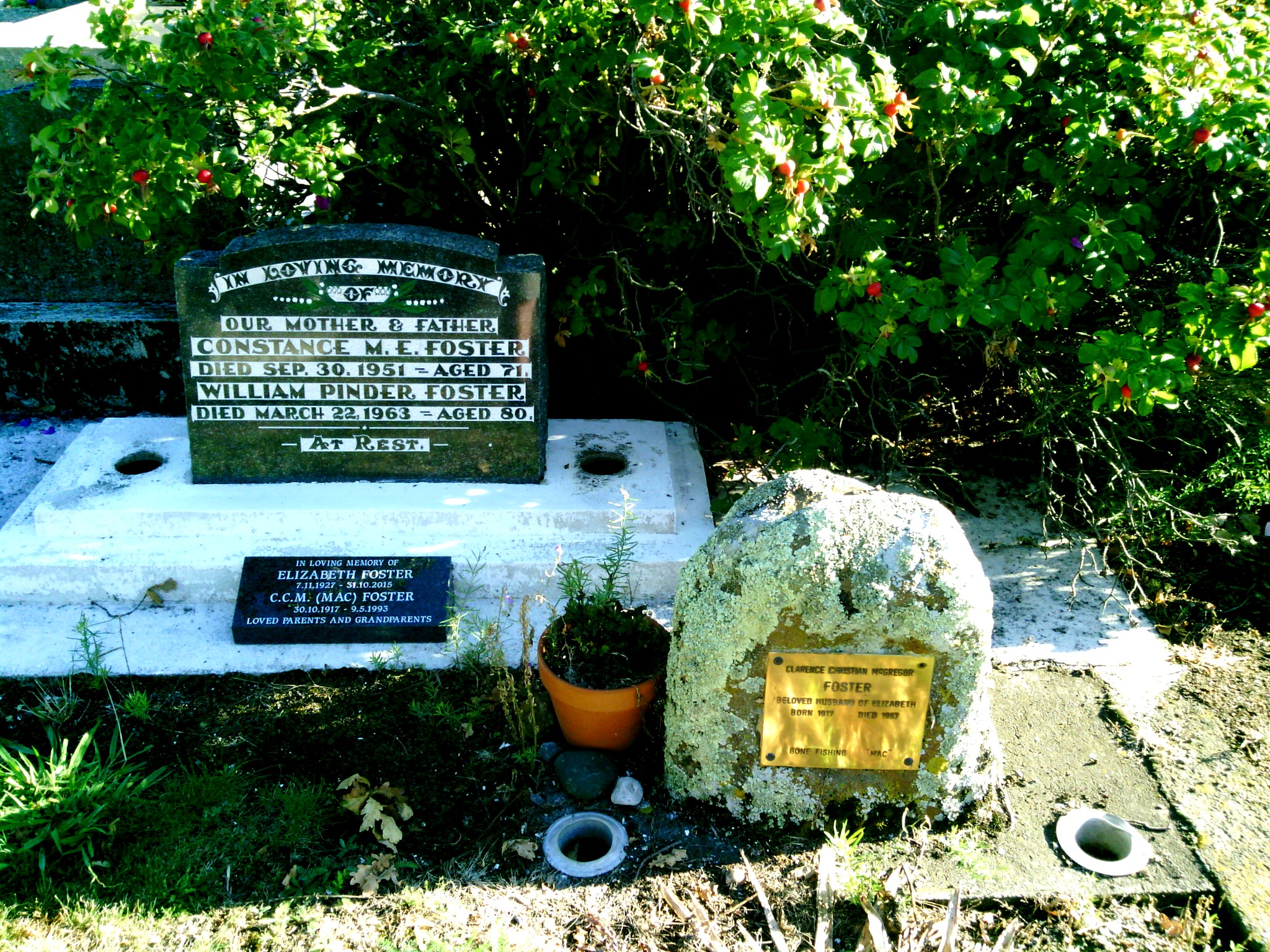 headstone