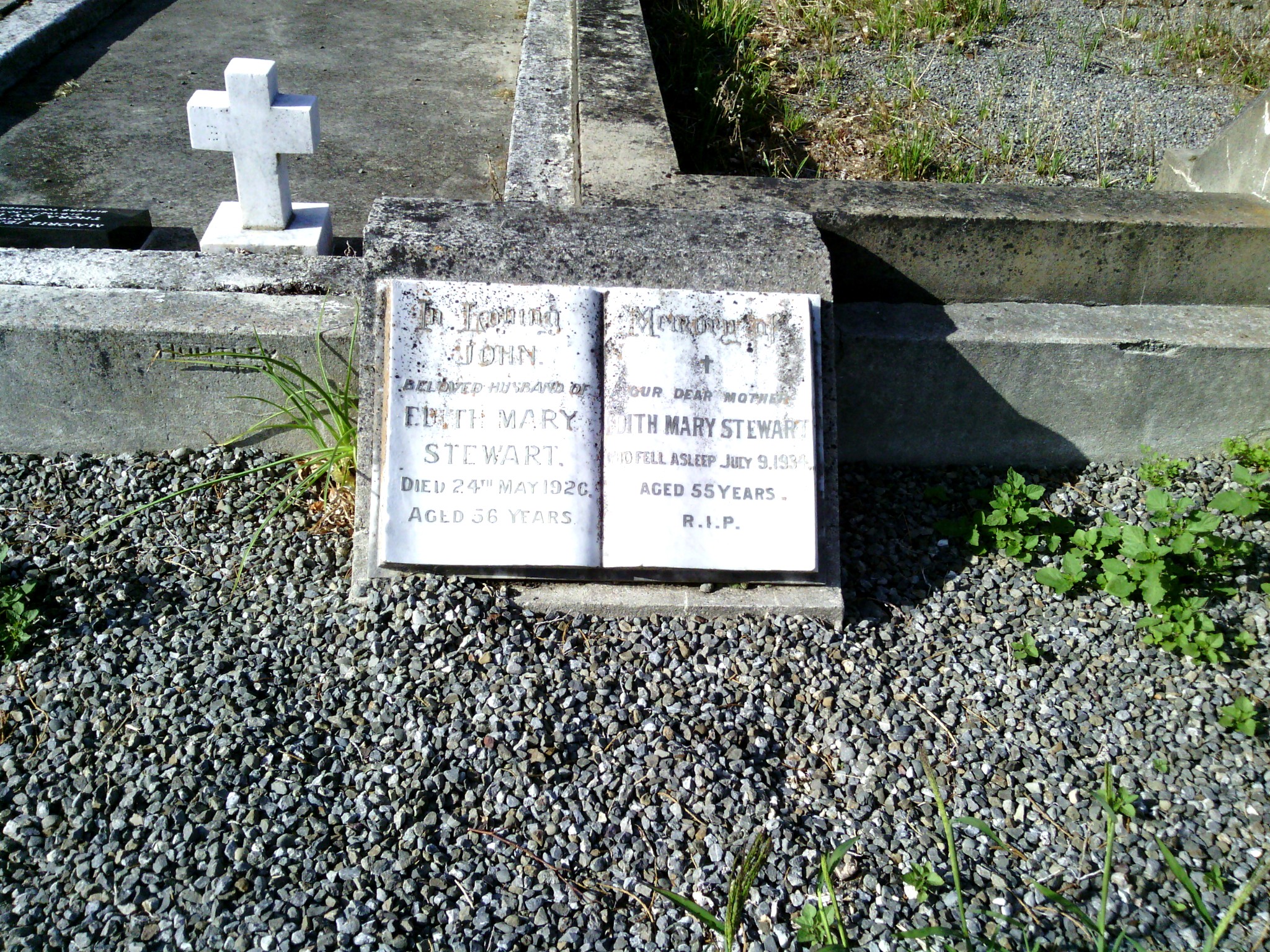 headstone