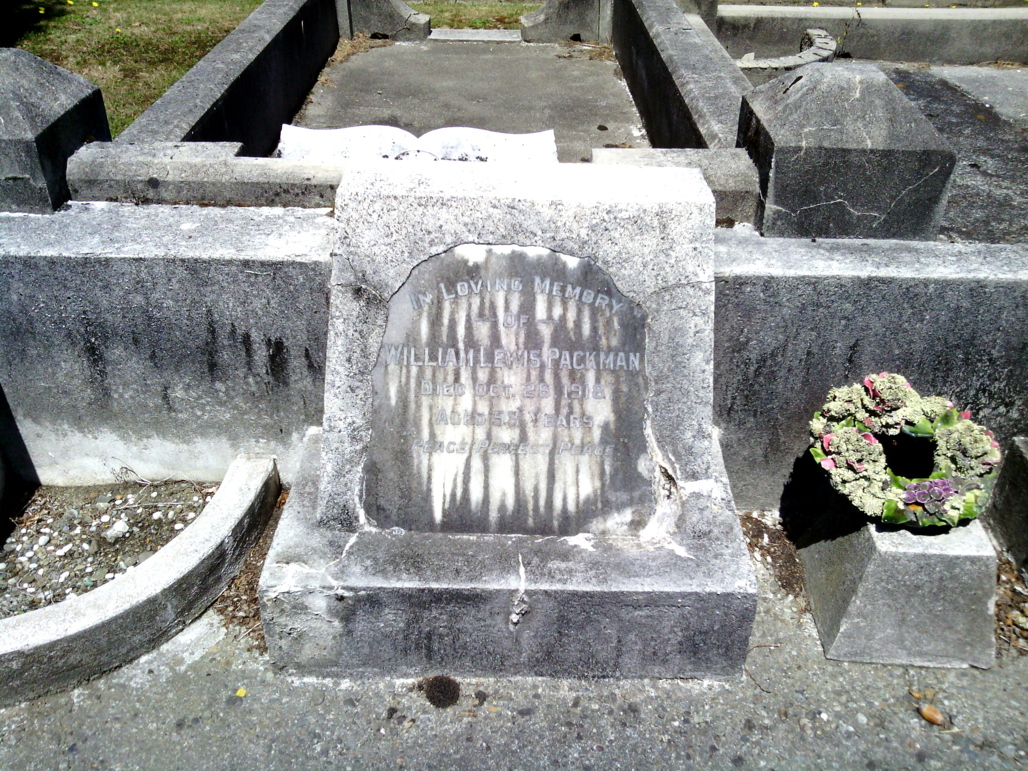 headstone