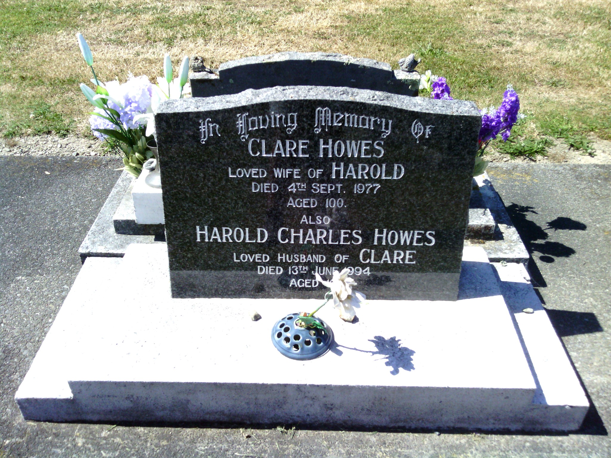 headstone