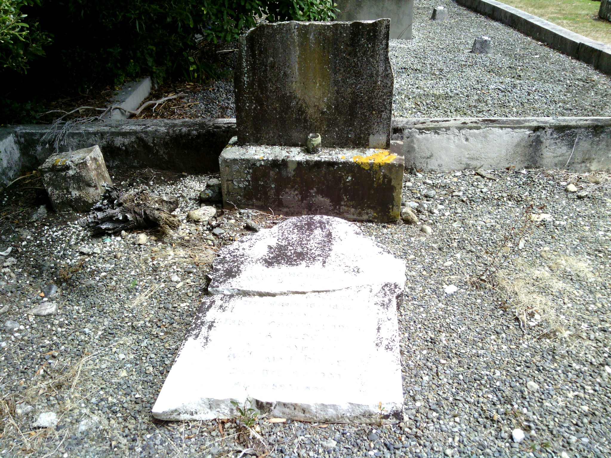 headstone
