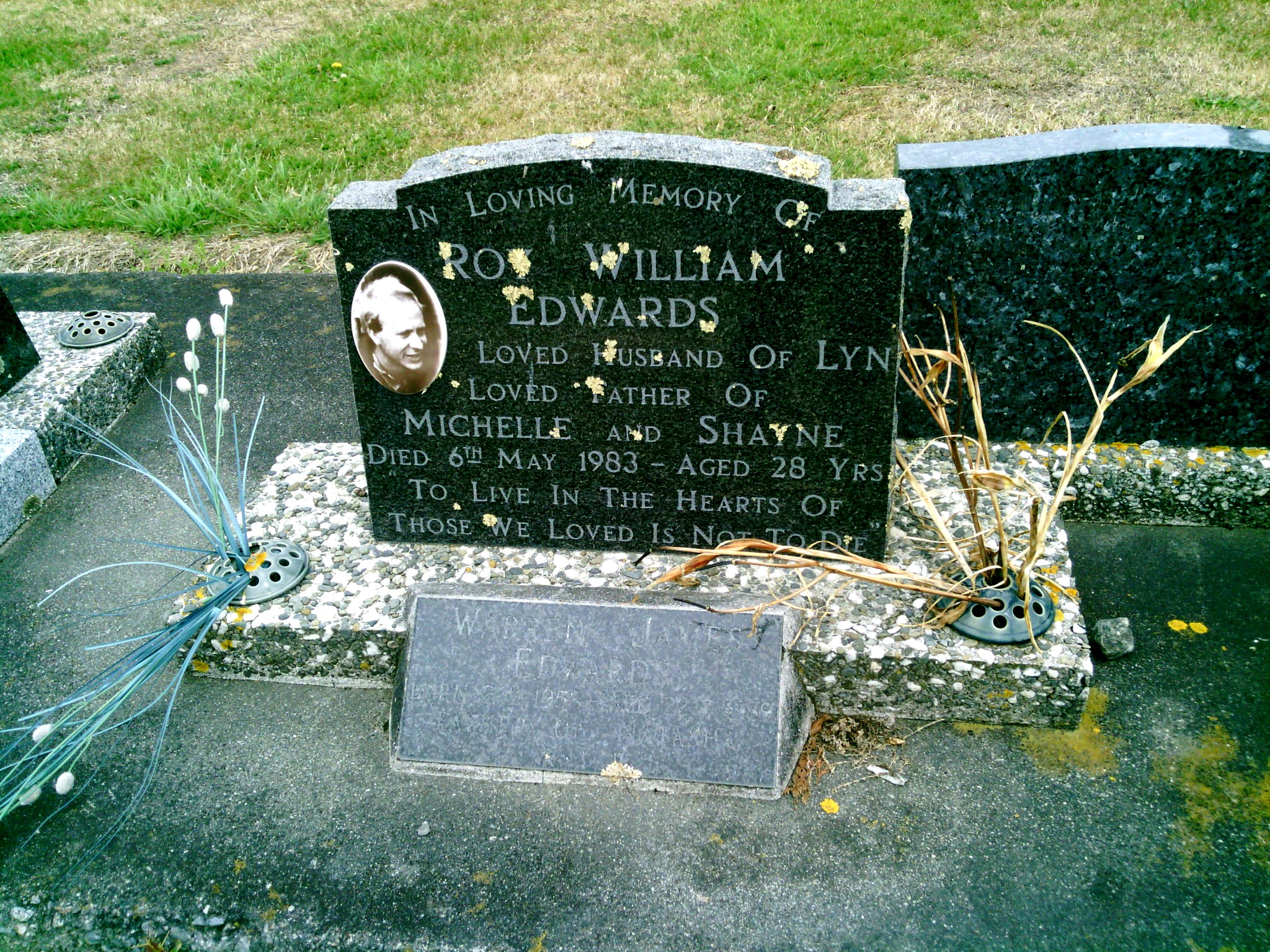 headstone