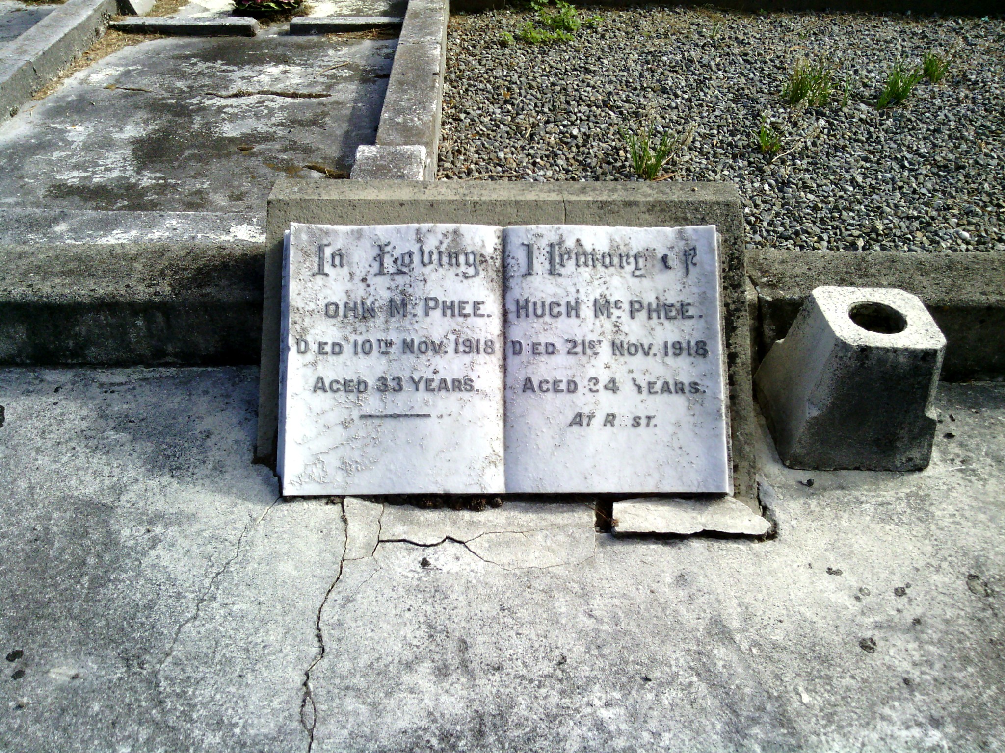 headstone